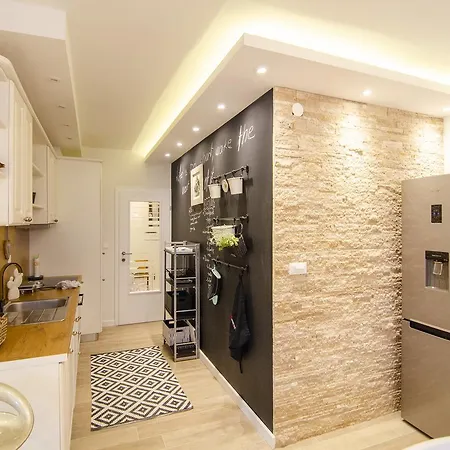Amazing Luxury In Lägenhet Split